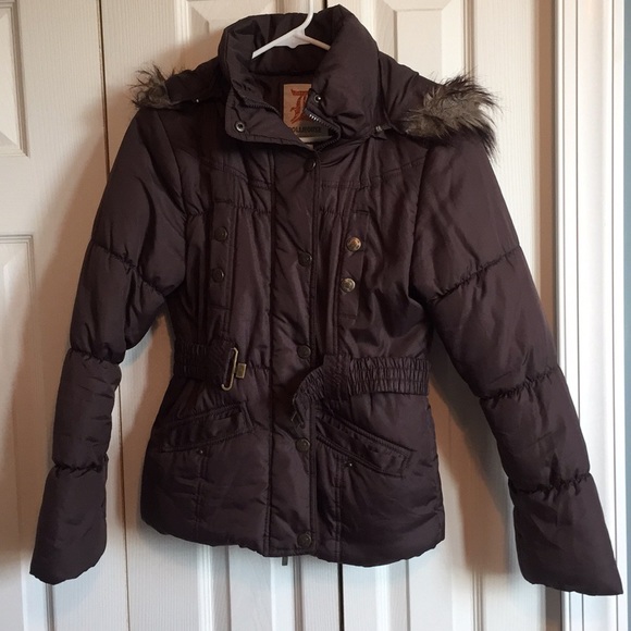 short belted puffer coat